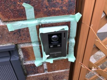 千葉県佐倉市 足場解体 インターホンコーキング 掃除 佐倉市の外壁塗装なら佐倉産業へお任せください